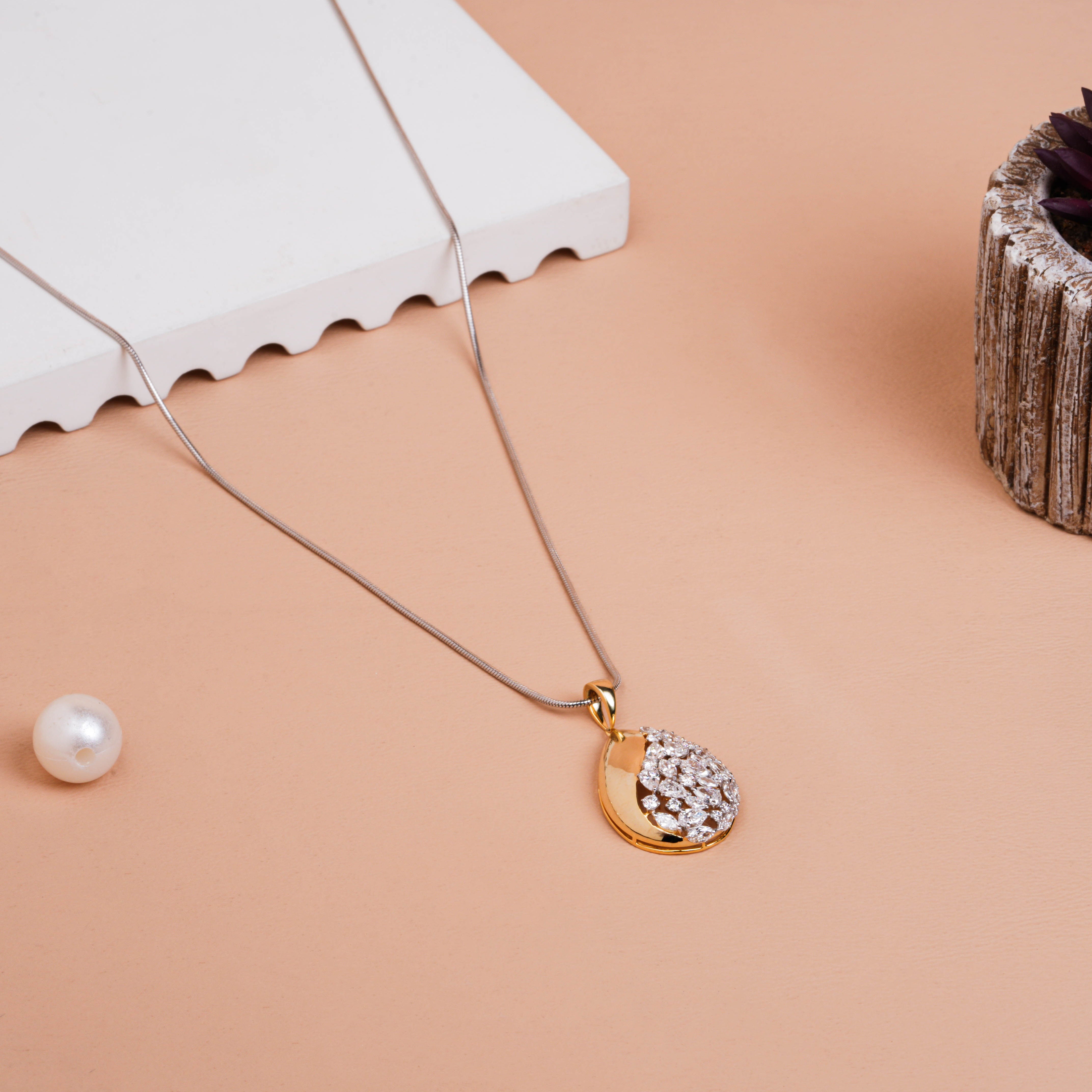 Luminous Teardrop Multi-Cut Lab-Grown Diamond Pendant For Wedding