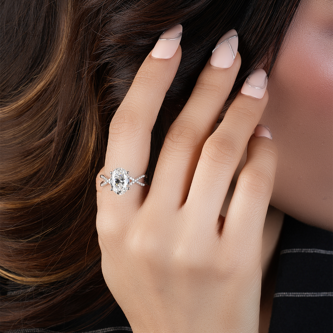 Vintage Oval Cut Diamond Twisted Engagement Ring