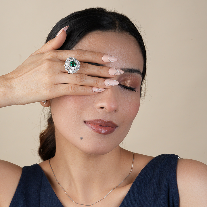 Heart & Pear-Shaped Emerald Cut Diamond Wedding Ring