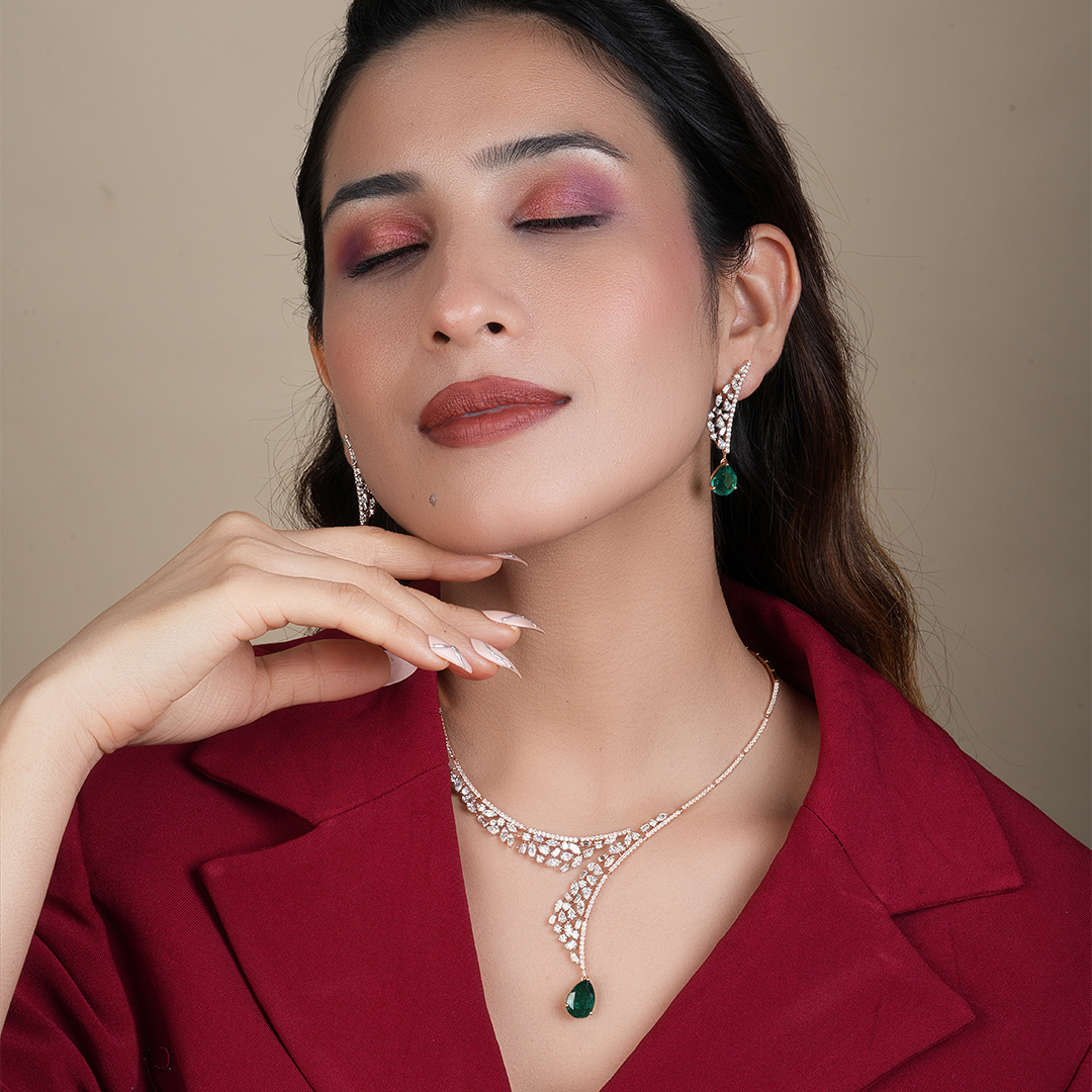 The Emerald Pear Grandeur Necklace with Multi-Cut Diamond Detailing