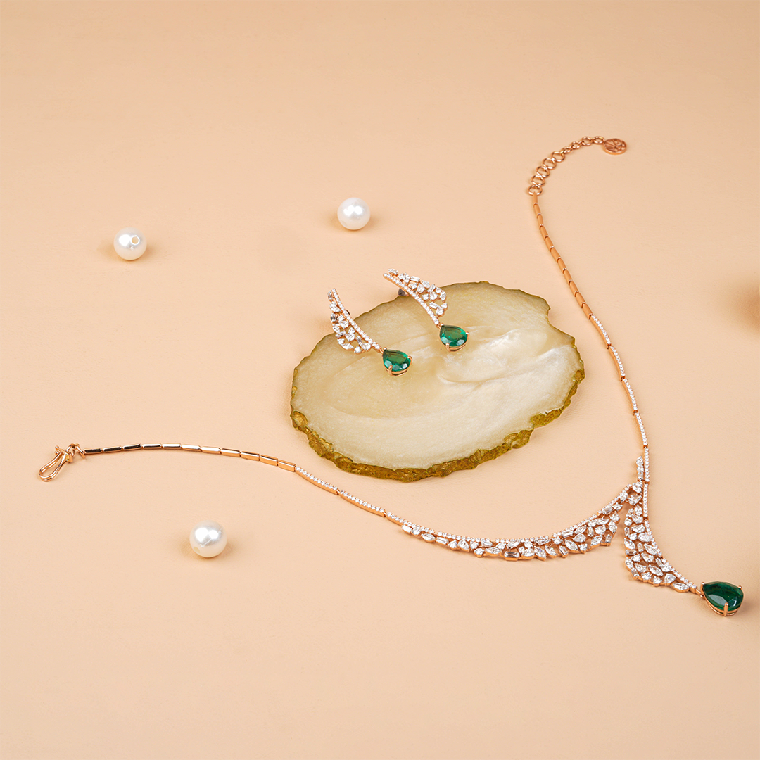 The Emerald Pear Grandeur Necklace with Multi-Cut Diamond Detailing